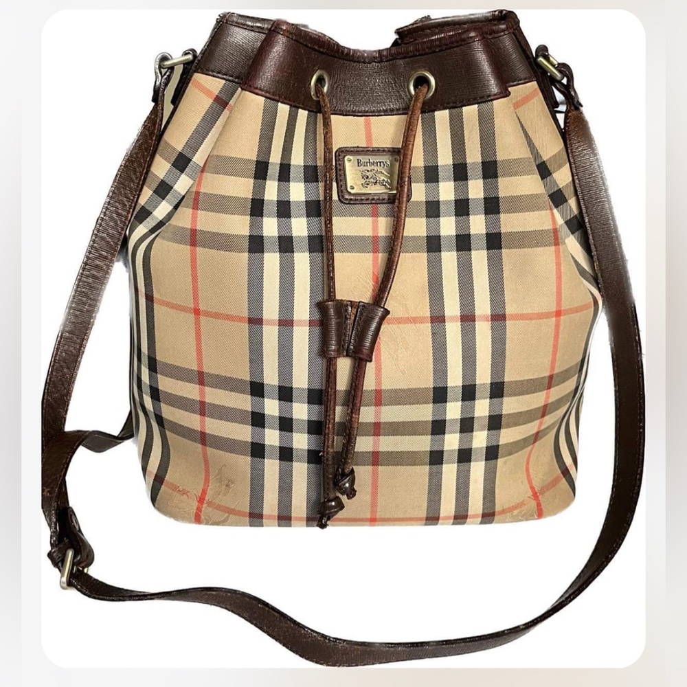Burberry’s Authentic & Vtg Novacheck fabric Drawstring Bucket bag Leather lined